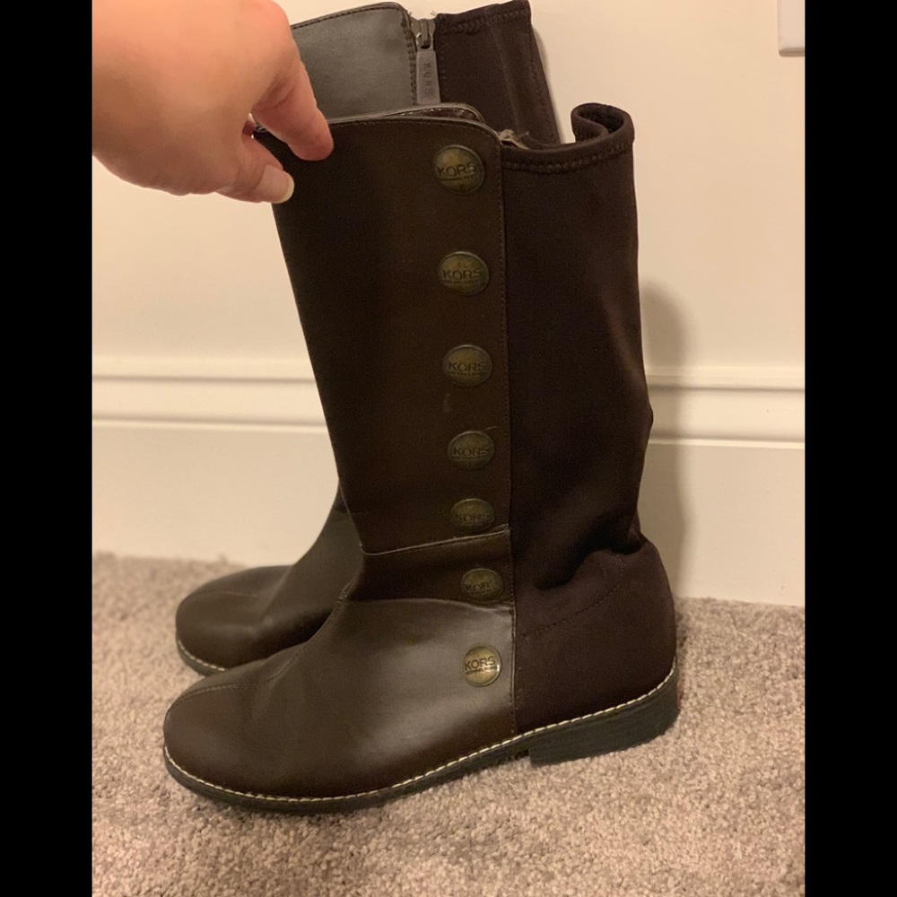 Michael kors brown boots size 5